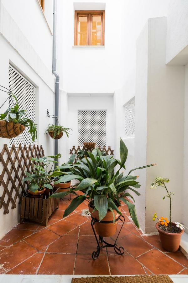Livings En Elvira Centro Appartement Granada Buitenkant foto