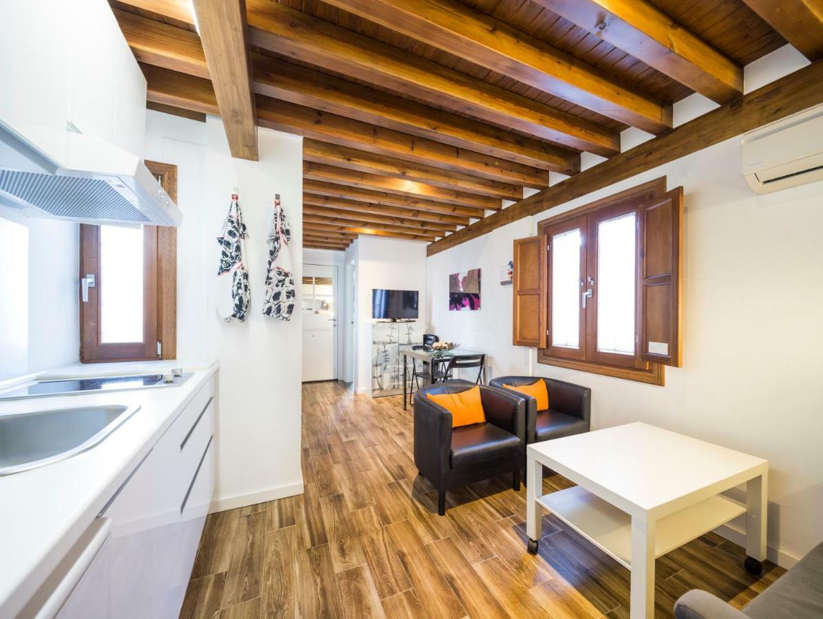 Livings En Elvira Centro Appartement Granada Buitenkant foto
